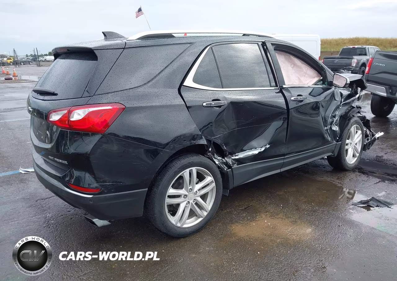 2019 Chevrolet Equinox Premier VIN:3GNAXYEX1KL355681 - 4