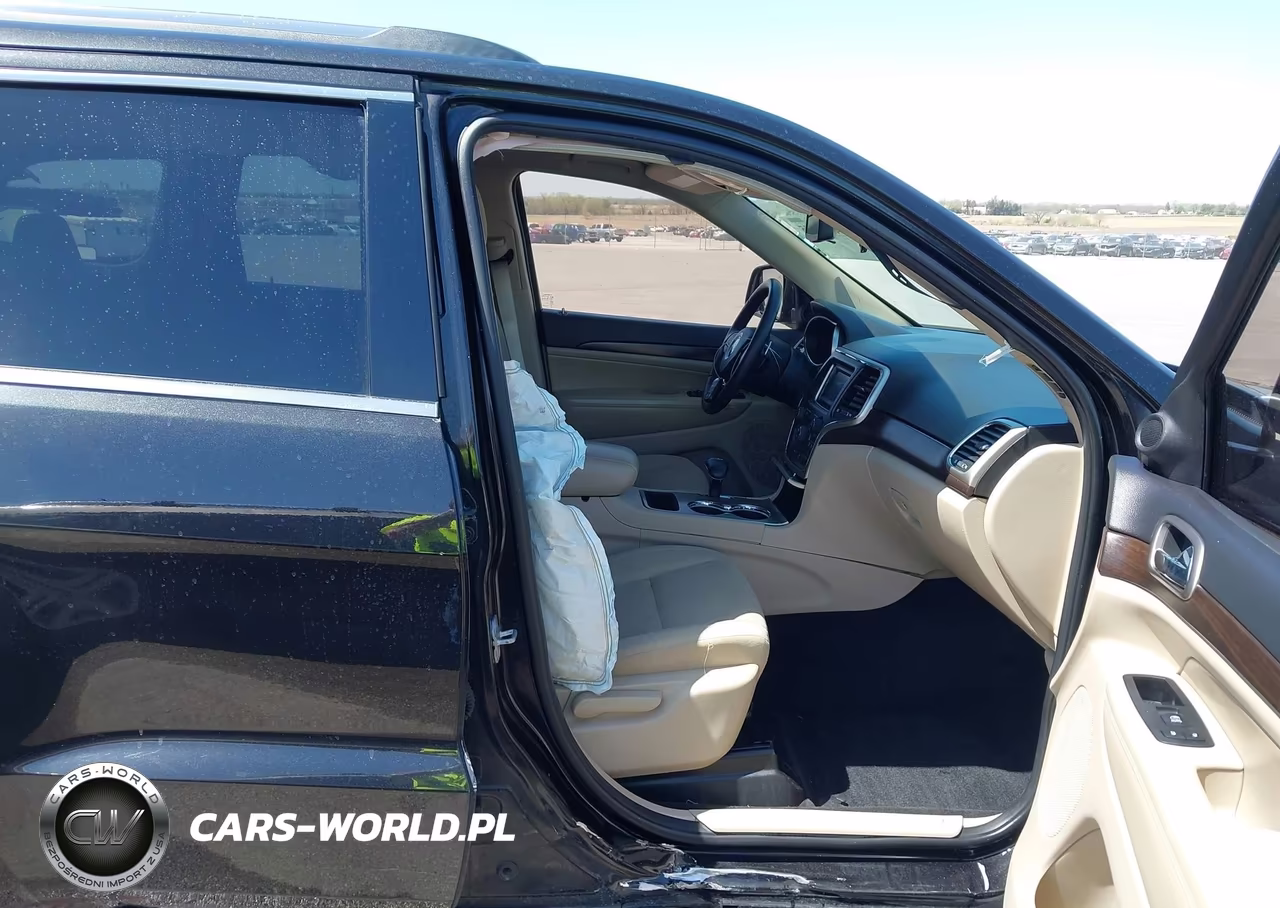 2014 Jeep Grand Cherokee Laredo VIN:1C4RJFAG9EC220133 - 5