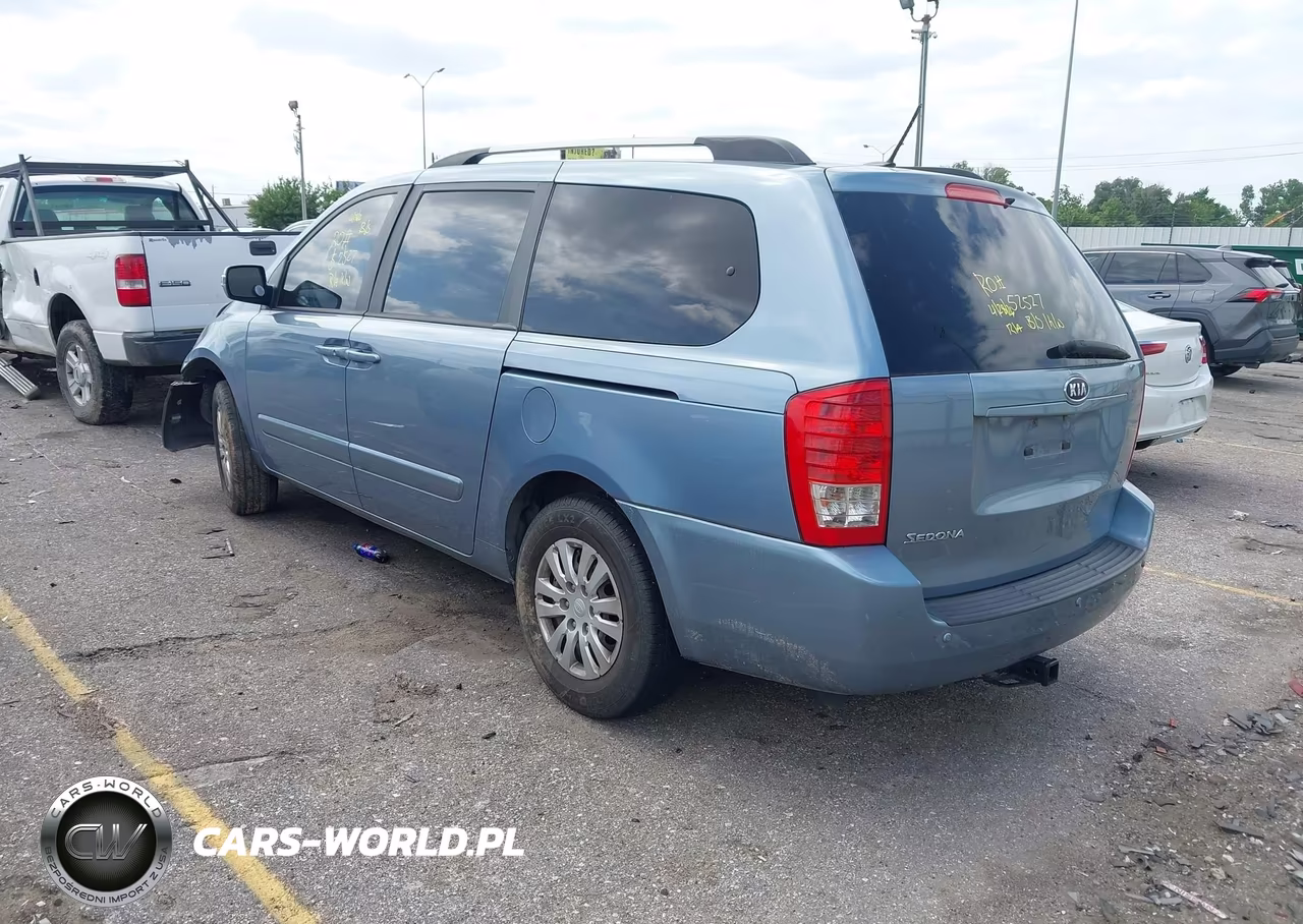 2012 Kia Sedona Lx VIN:KNDMG4C78C6463227 - 3