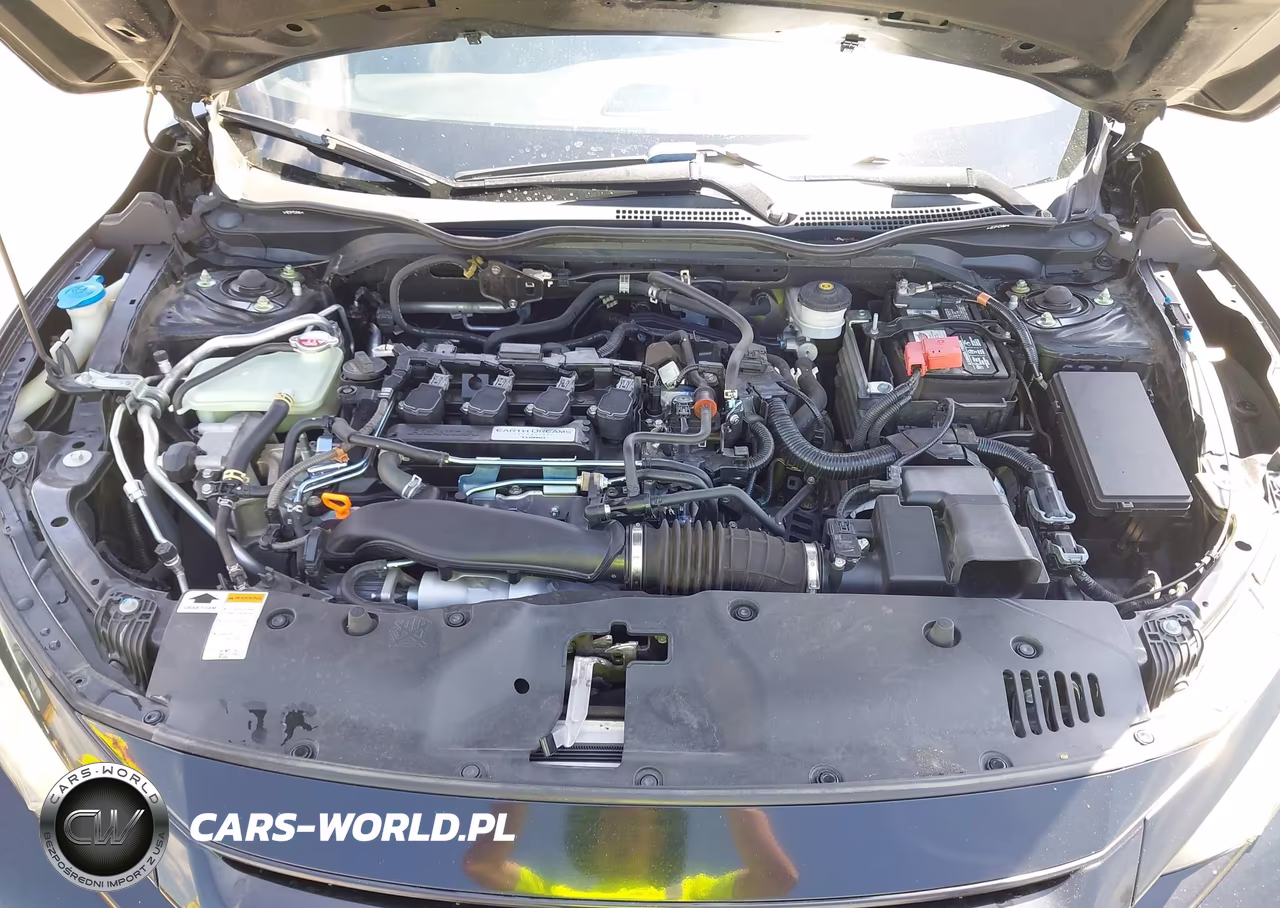 2018 Honda Civic Sport Touring VIN:SHHFK7H93JU426301 - 10