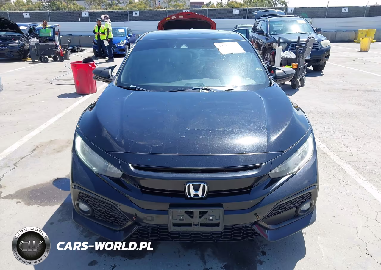 2018 Honda Civic Sport Touring VIN:SHHFK7H93JU426301 - 12