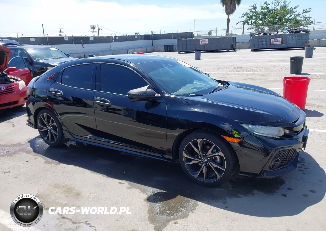 2018 Honda Civic Sport Touring VIN:SHHFK7H93JU426301 - 13
