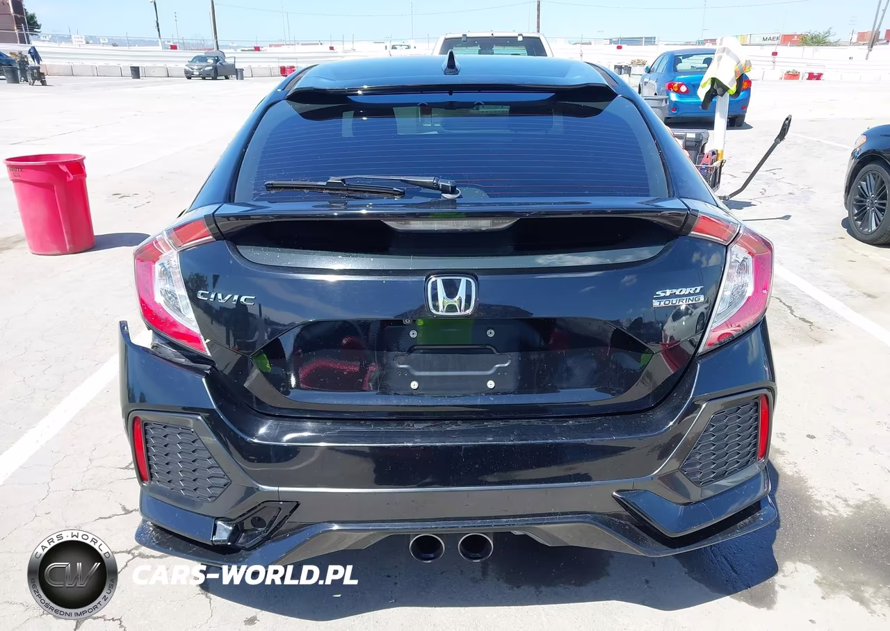 2018 Honda Civic Sport Touring VIN:SHHFK7H93JU426301 - 16