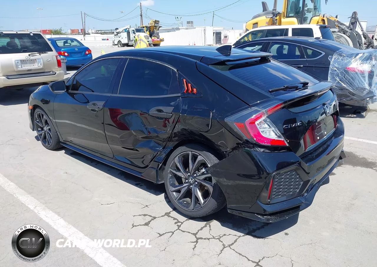 2018 Honda Civic Sport Touring VIN:SHHFK7H93JU426301 - 3