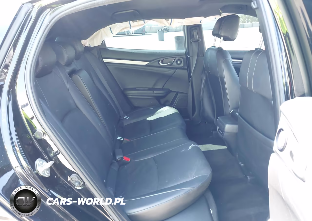 2018 Honda Civic Sport Touring VIN:SHHFK7H93JU426301 - 8
