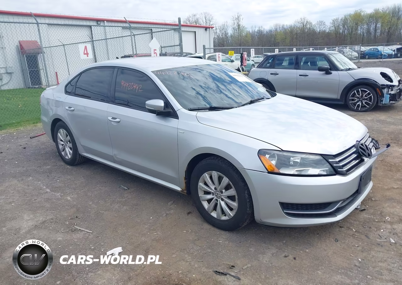 2013 Volkswagen Passat 2.5L Wolfsburg Edition