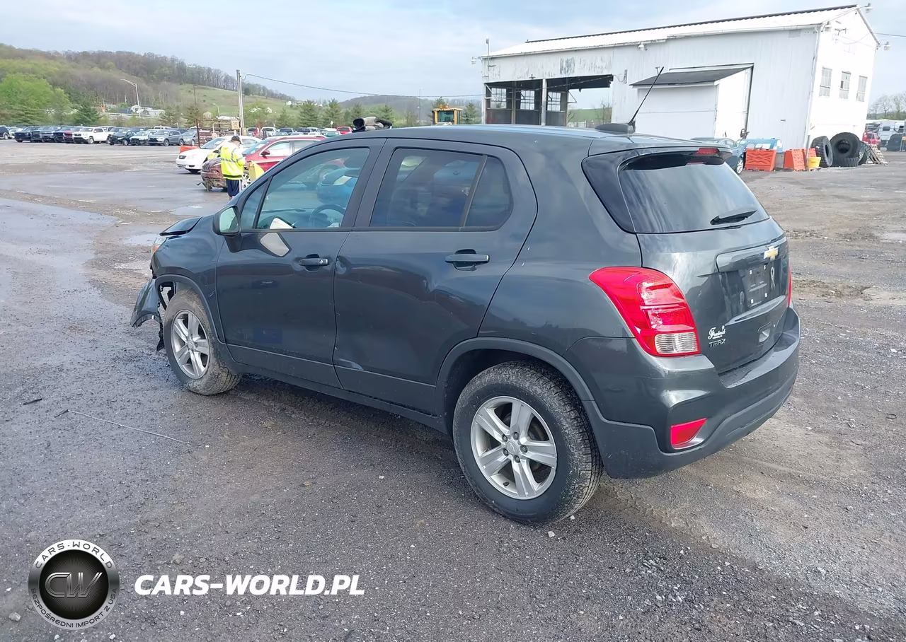 2019 Chevrolet Trax Ls VIN:3GNCJKSB3KL222873 - 3