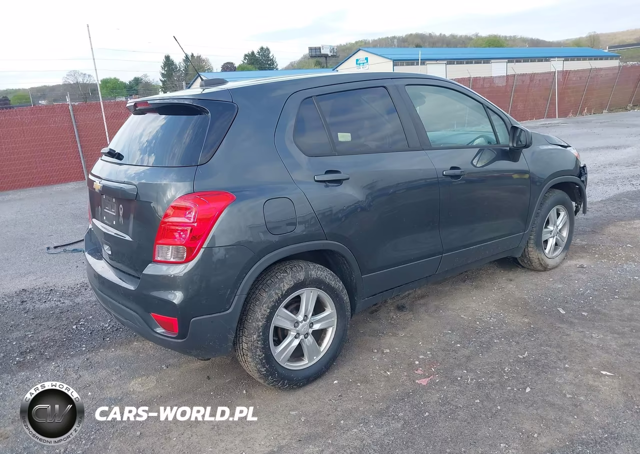 2019 Chevrolet Trax Ls VIN:3GNCJKSB3KL222873 - 4
