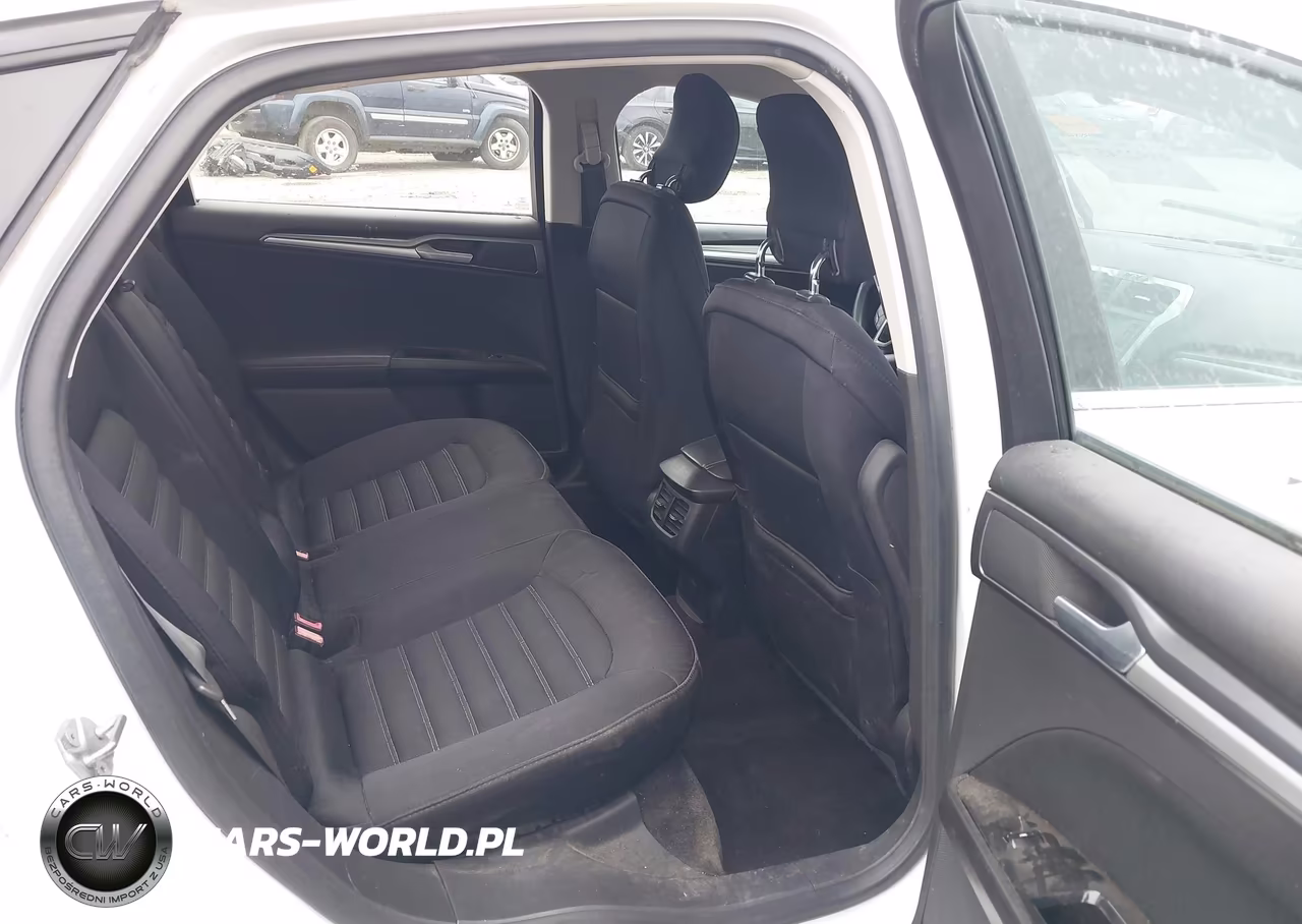 2015 Ford Fusion Se VIN:1FA6P0HD1F5110182 - 8