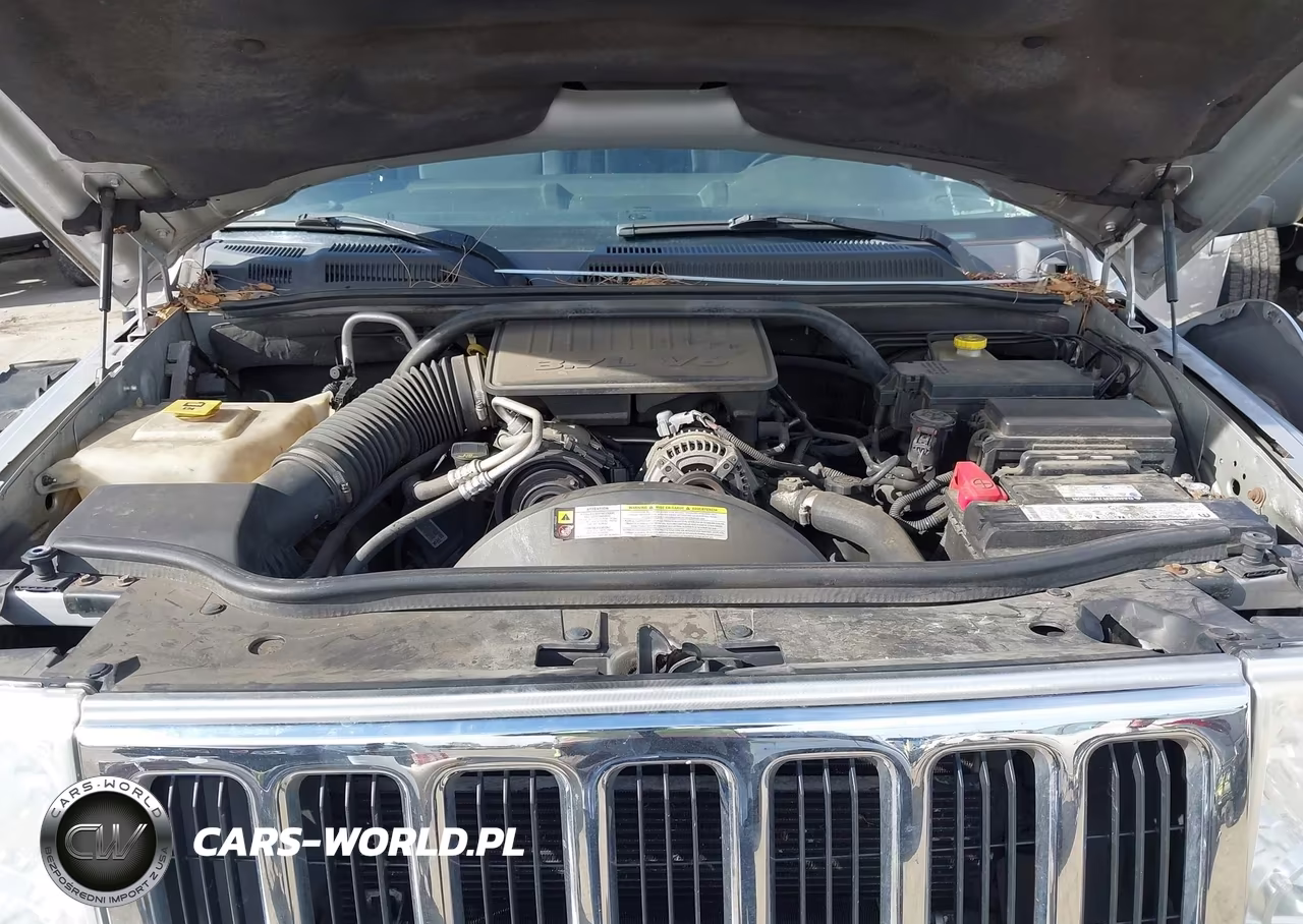2010 Jeep Commander Sport VIN:1J4RG4GK4AC158448 - 10