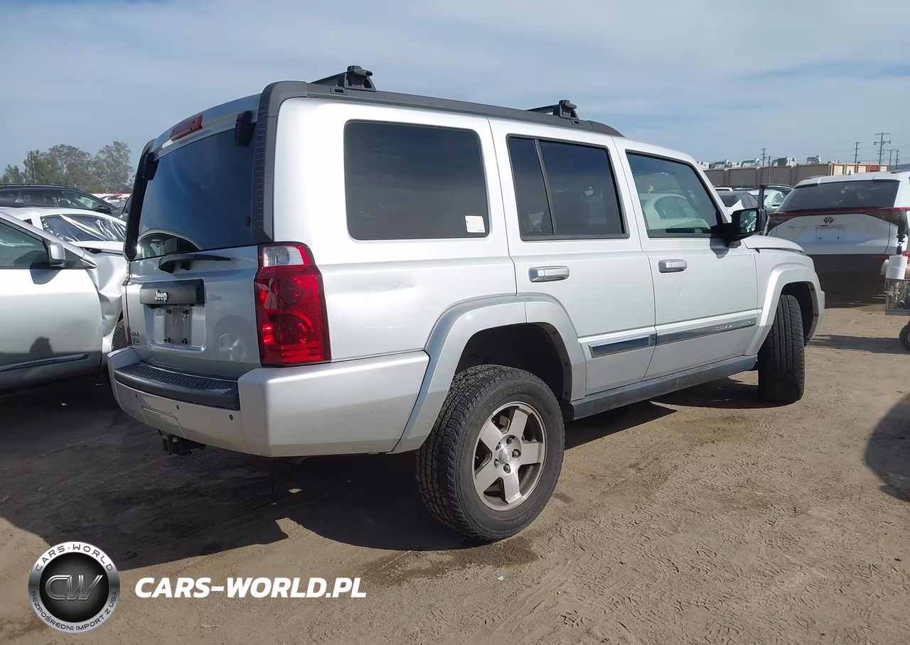 2010 Jeep Commander Sport VIN:1J4RG4GK4AC158448 - 4