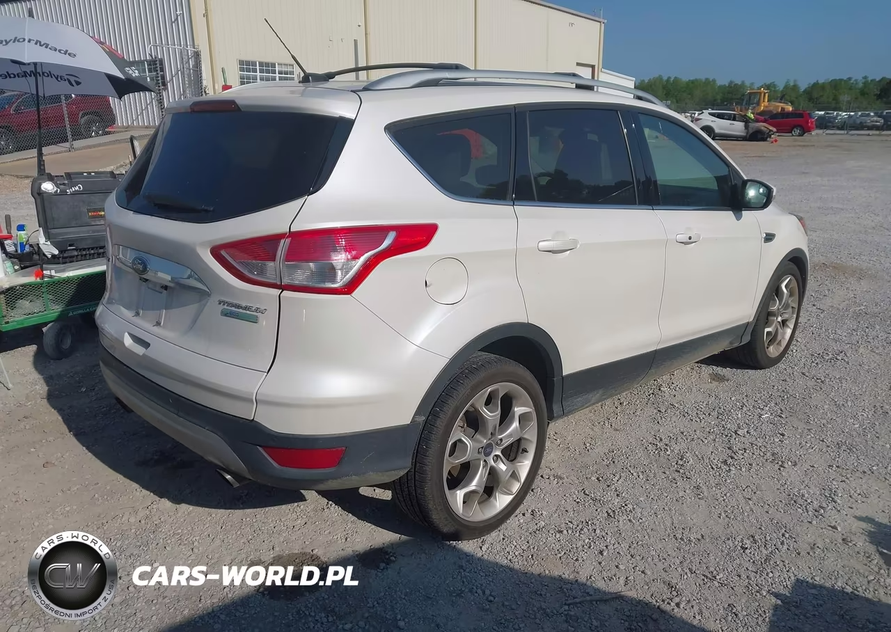 2015 Ford Escape Titanium VIN:1FMCU0J90FUB88434 - 4