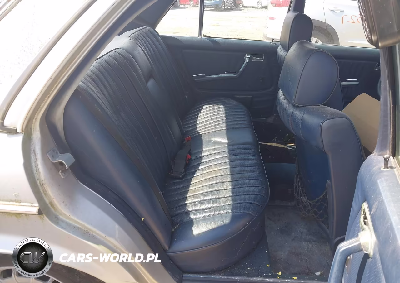 1984 Mercedes-Benz 300 Dt VIN:WDBAB33AXEA092867 - 8