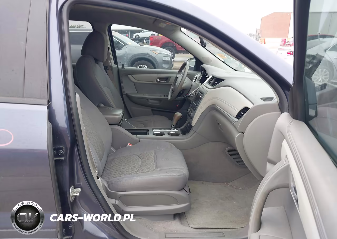 2013 Chevrolet Traverse Ls VIN:1GNKRFED2DJ243345 - 5