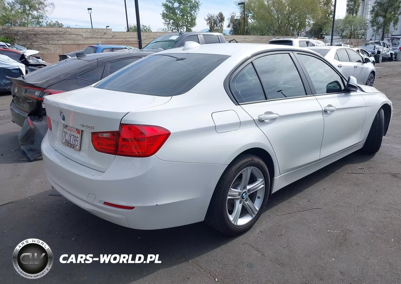 2013 BMW 328I VIN:WBA3C1C59DF444611 - 4