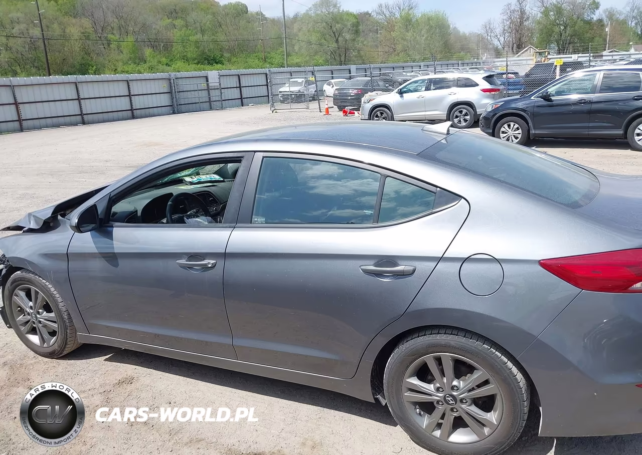2018 Hyundai Elantra Sel VIN:5NPD84LF5JH399350 - 15