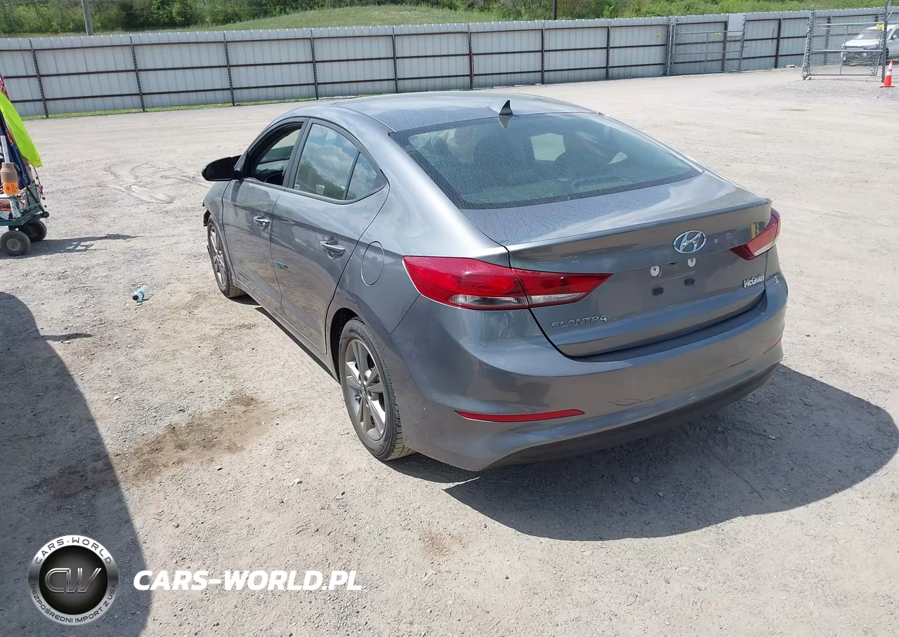 2018 Hyundai Elantra Sel VIN:5NPD84LF5JH399350 - 3