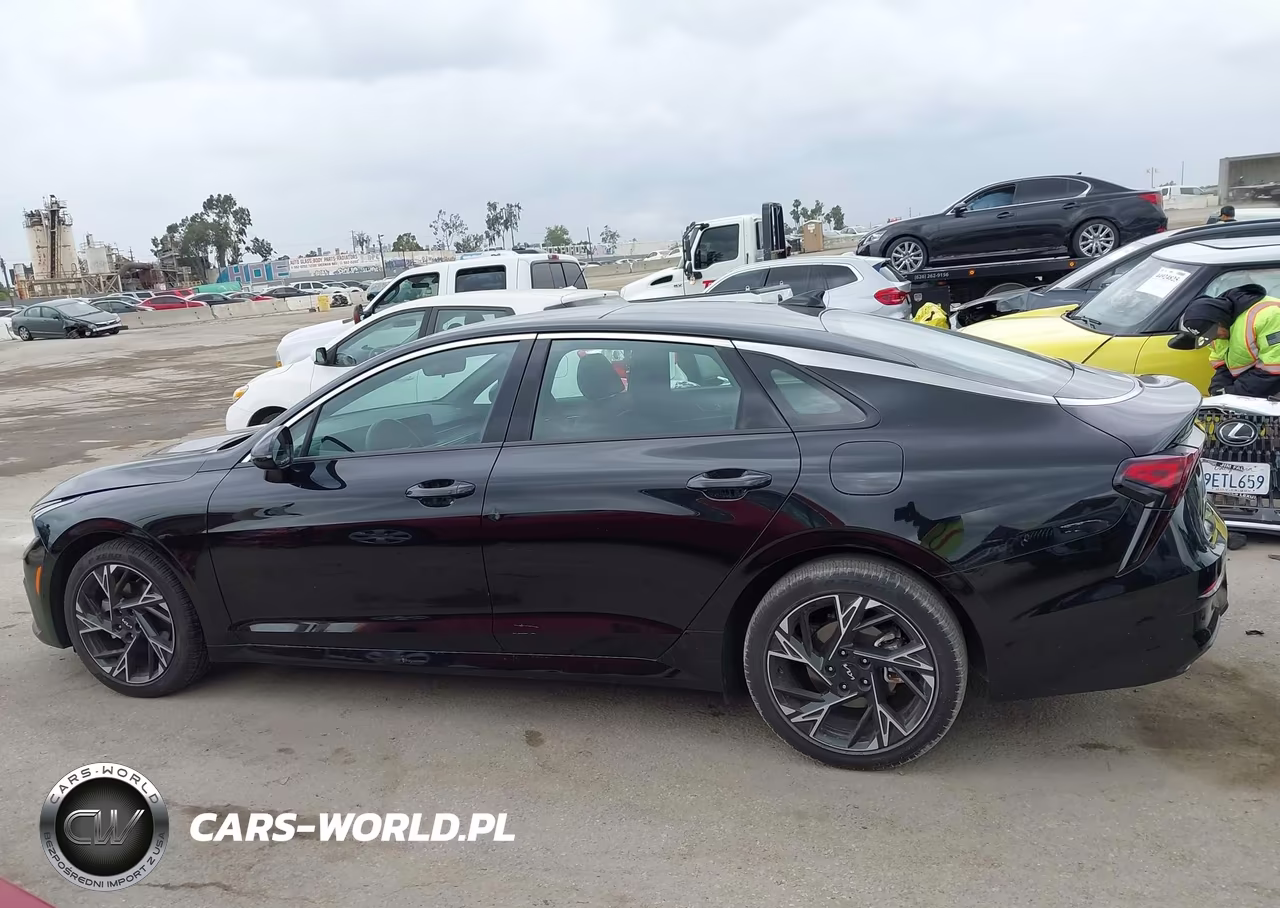 2025 Kia K5 Gt-Line VIN:KNAG64J70S5375244 - 14