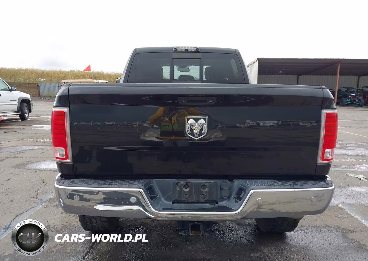 2016 Ram 2500 Laramie VIN:3C6UR5FL6GG317283 - 16