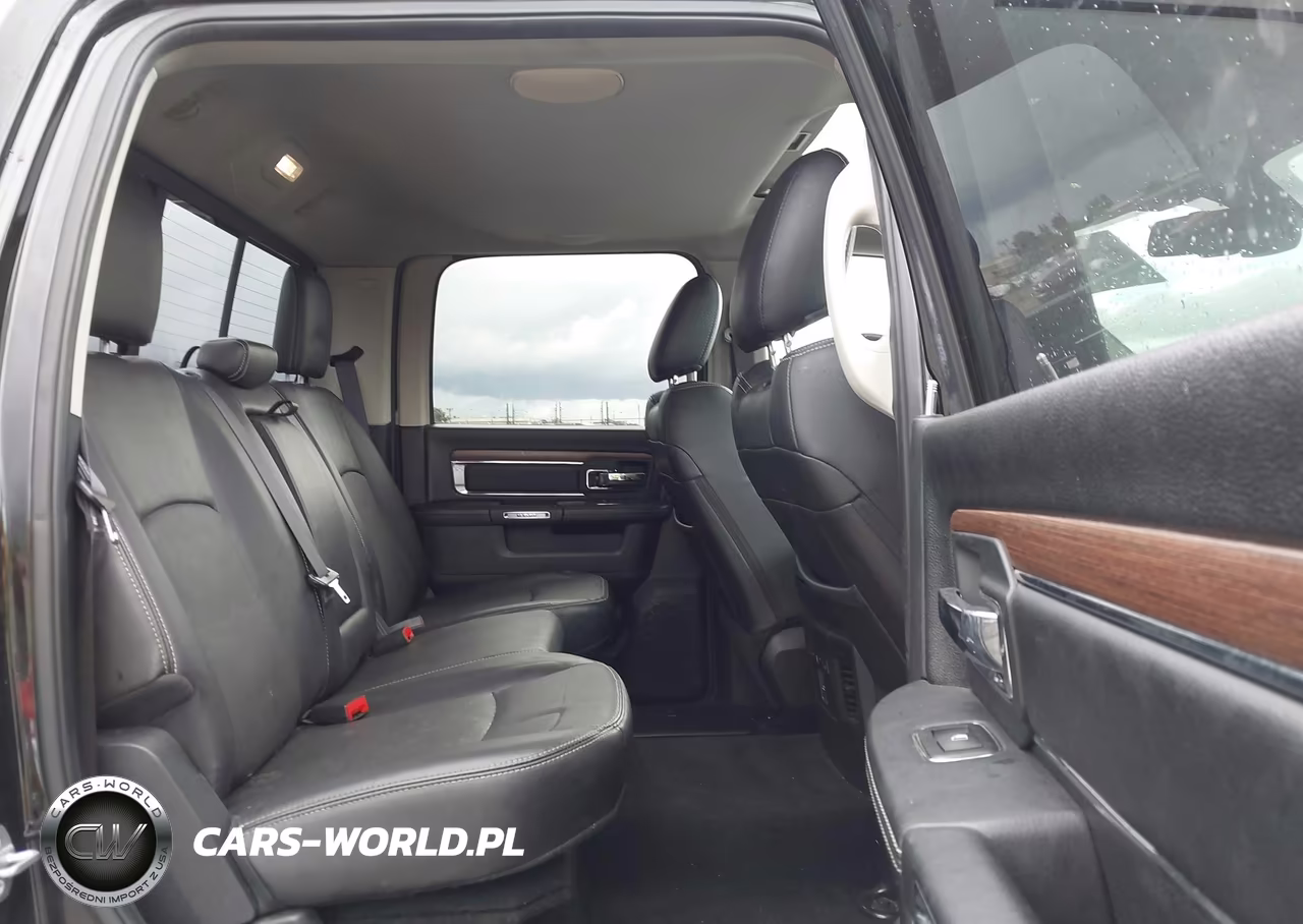 2016 Ram 2500 Laramie VIN:3C6UR5FL6GG317283 - 8