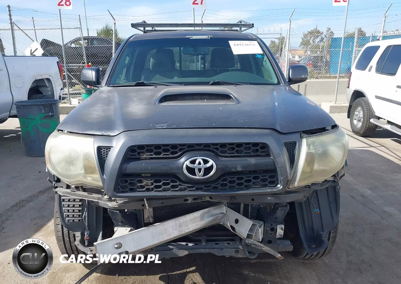 2011 Toyota Tacoma Prerunner V6 VIN:5TFTU4GN3BX003236 - 13
