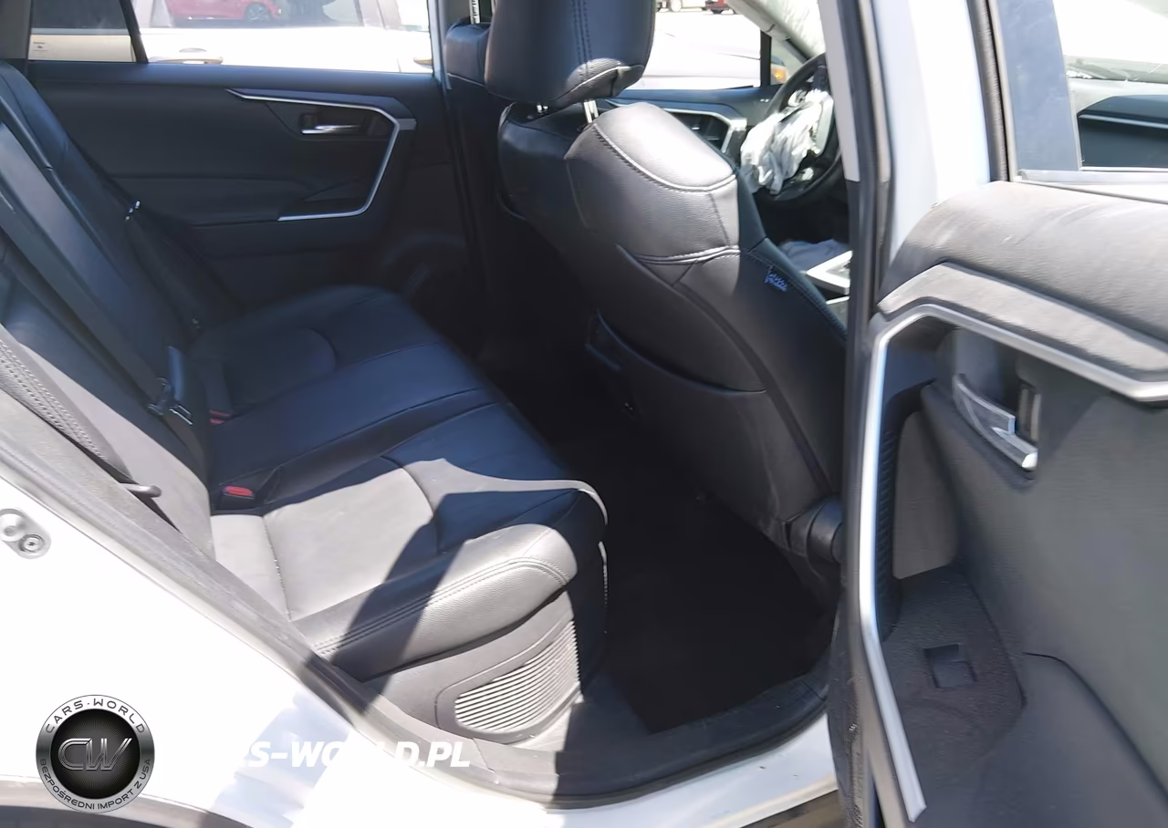 2021 Toyota Rav4 Hybrid Xle VIN:4T3RWRFV7MU039442 - 8