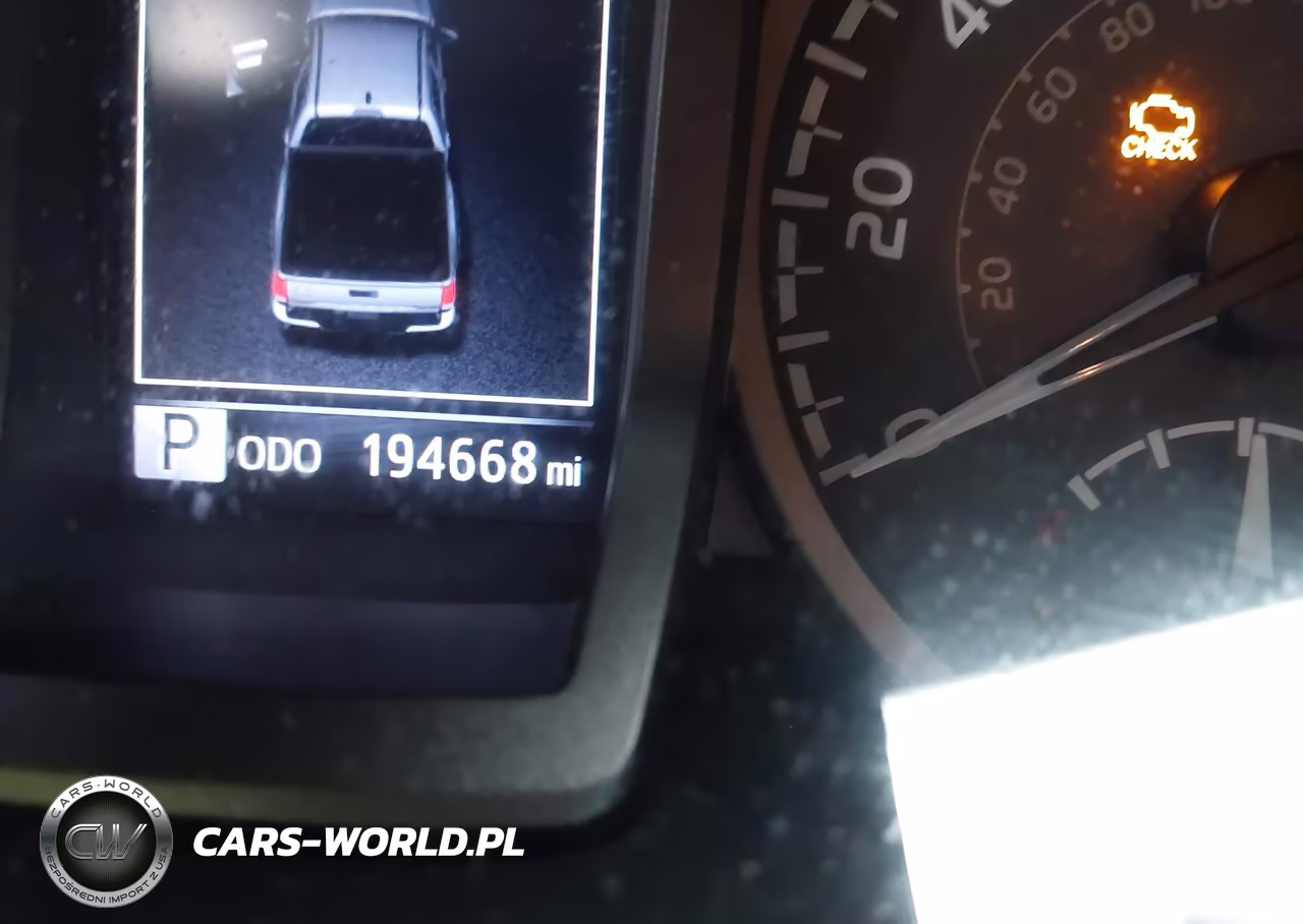 2016 Toyota Tacoma Trd Sport VIN:5TFAZ5CN7GX012551 - 16