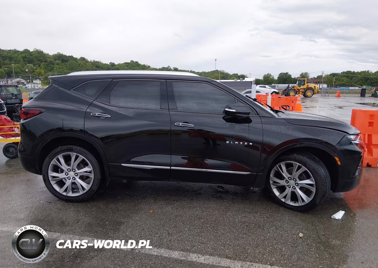 2019 Chevrolet Blazer Premier VIN:3GNKBKRS8KS688660 - 13
