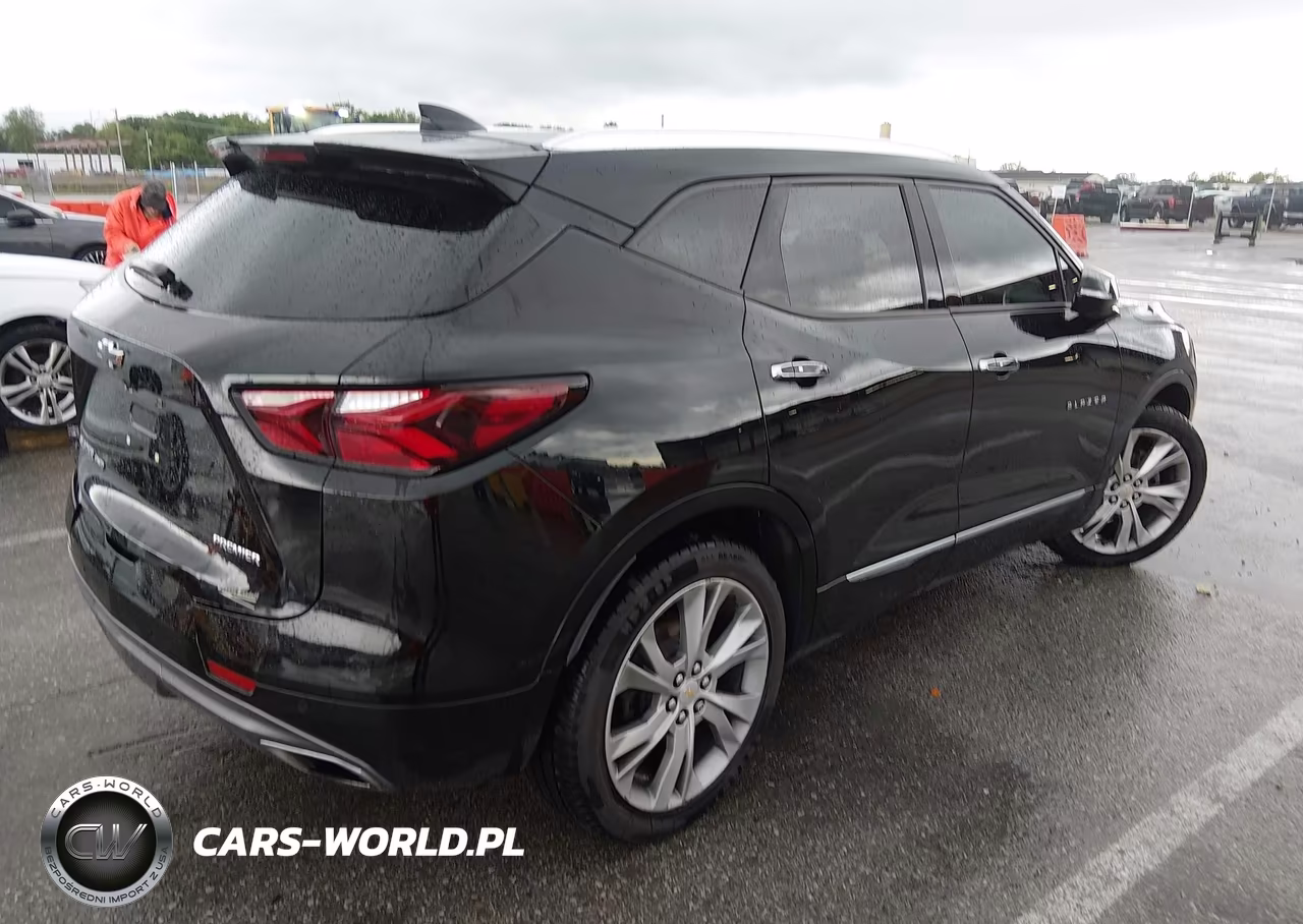 2019 Chevrolet Blazer Premier VIN:3GNKBKRS8KS688660 - 4