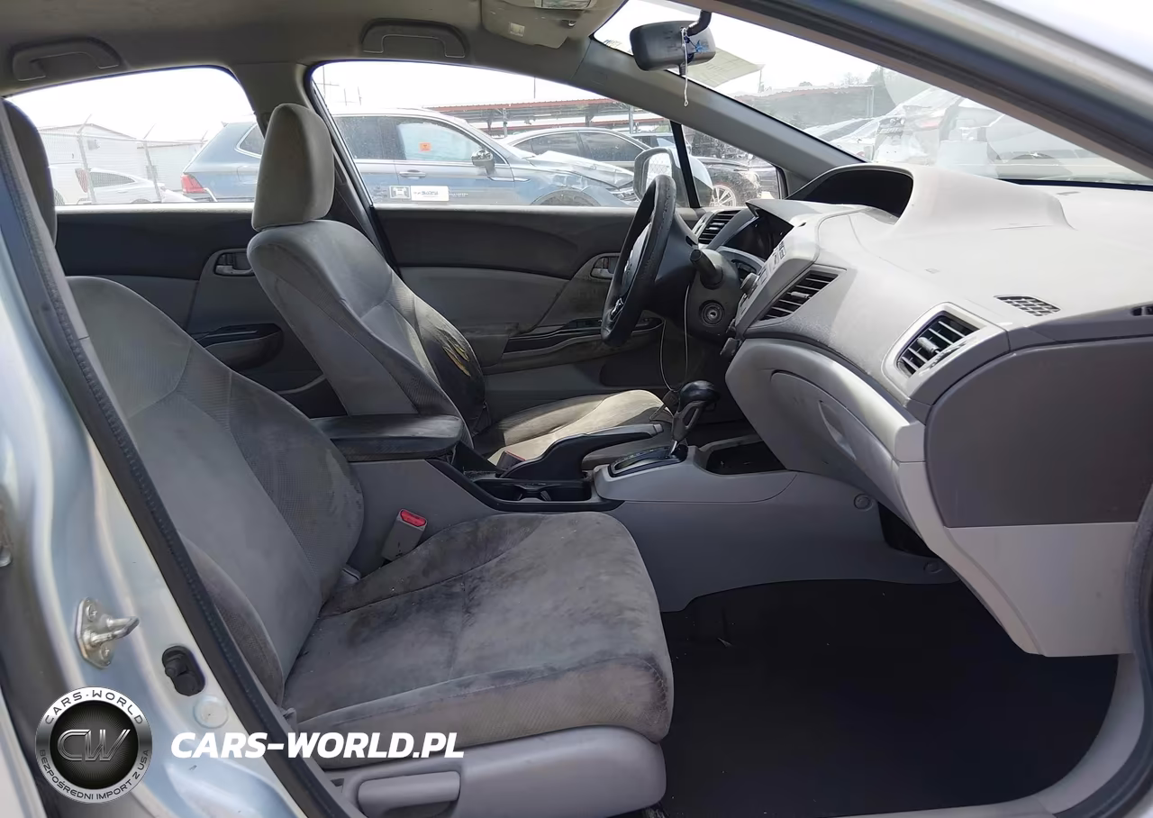 2012 Honda Civic Lx VIN:2HGFB2F5XCH597579 - 5