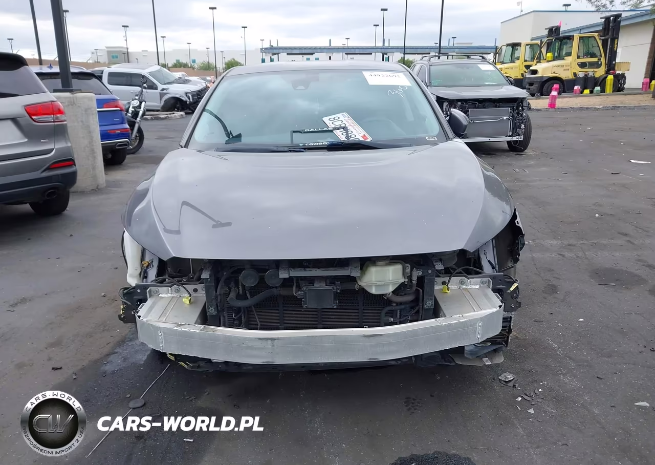 2018 Honda Clarity Plug-In Hybrid VIN:JHMZC5F16JC006055 - 13