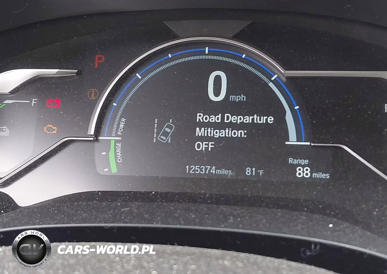2018 Honda Clarity Plug-In Hybrid VIN:JHMZC5F16JC006055 - 16
