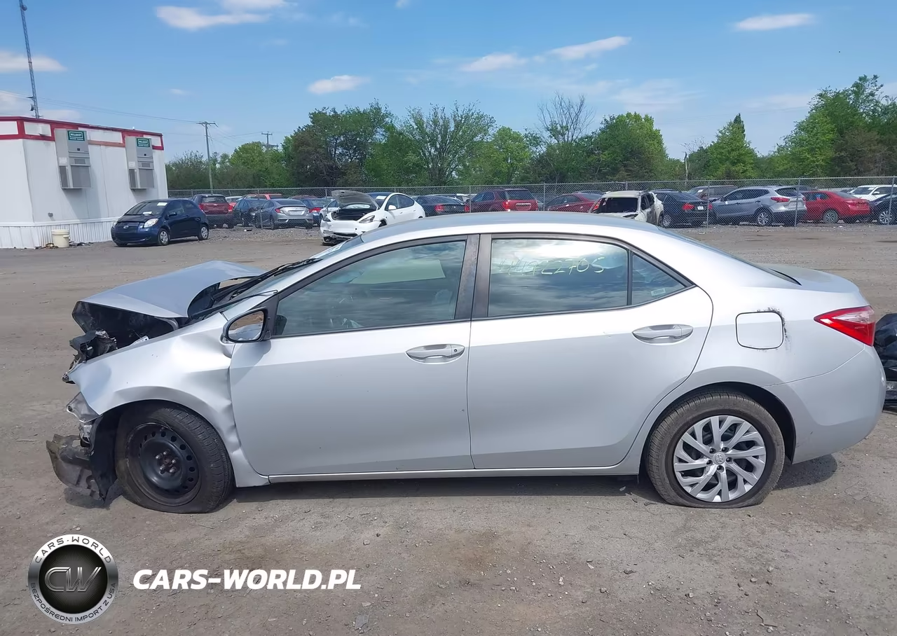 2018 Toyota Corolla Le VIN:2T1BURHEXJC062885 - 15
