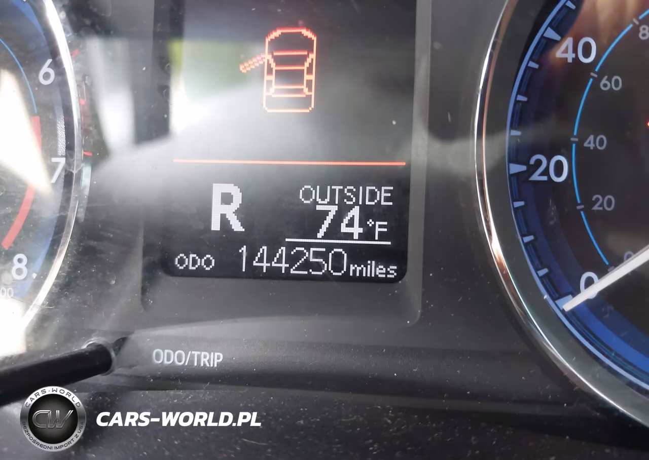 2018 Toyota Corolla Le VIN:2T1BURHEXJC062885 - 16