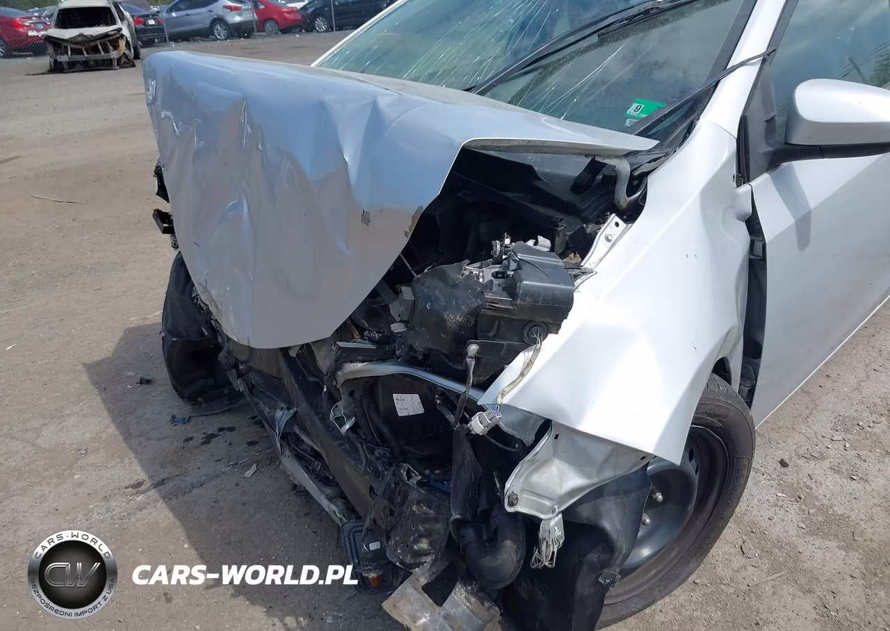 2018 Toyota Corolla Le VIN:2T1BURHEXJC062885 - 6