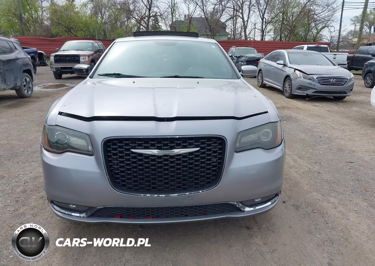 2014 Chrysler 300 S VIN:2C3CCABG4EH264642 - 12