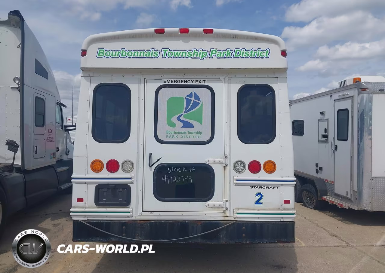 2010 Chevrolet Express Cutaway Work Van VIN:1GB6G3AG9A1102996 - 15