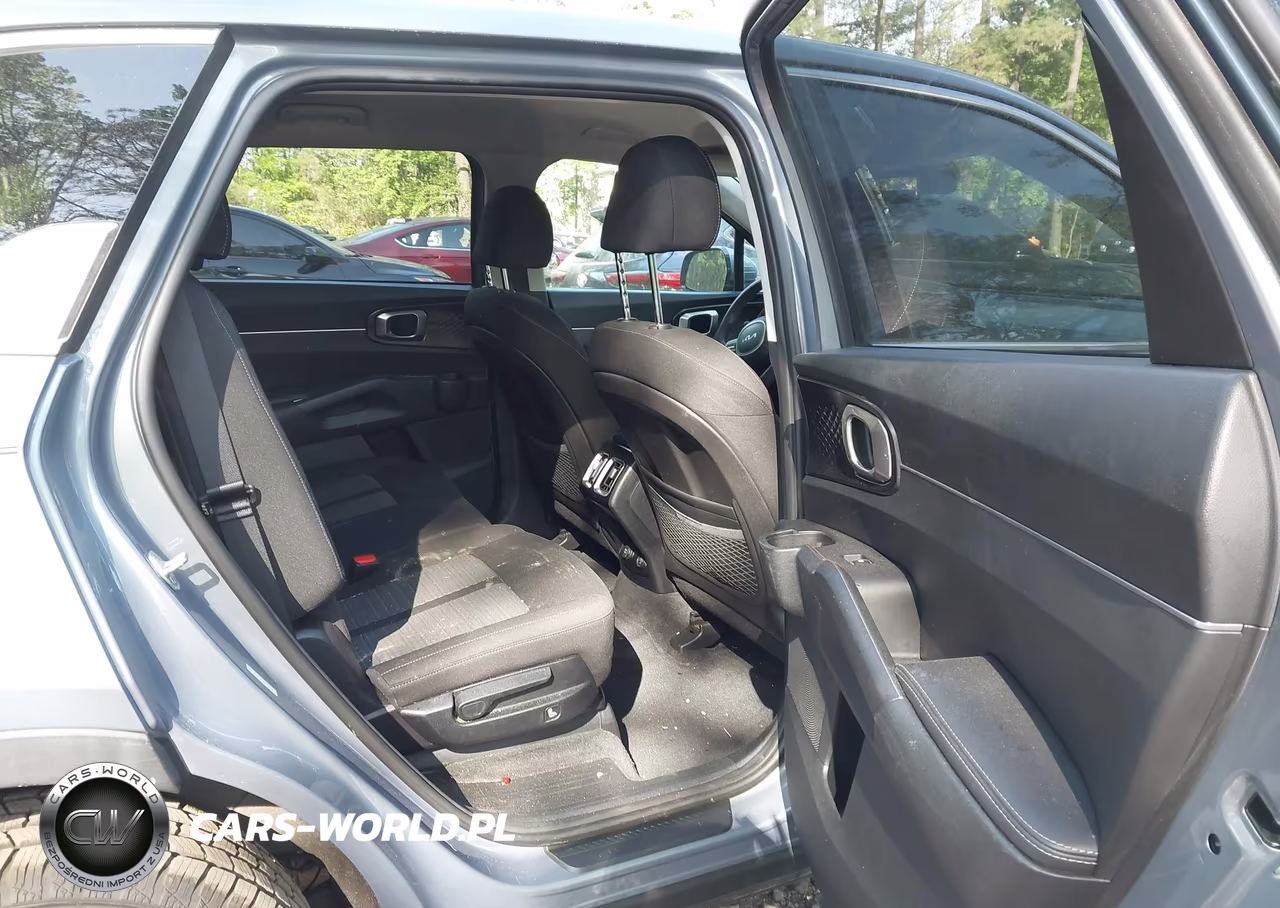 2022 Kia Sorento Lx VIN:5XYRG4LC0NG142365 - 8