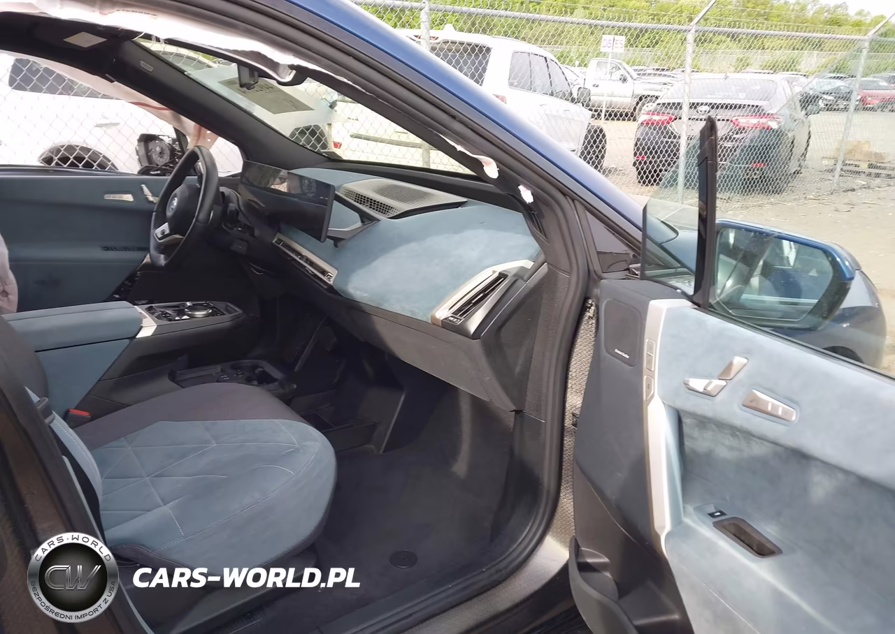 2024 BMW Ix xDrive50 VIN:WB523CF02RCS04377 - 5