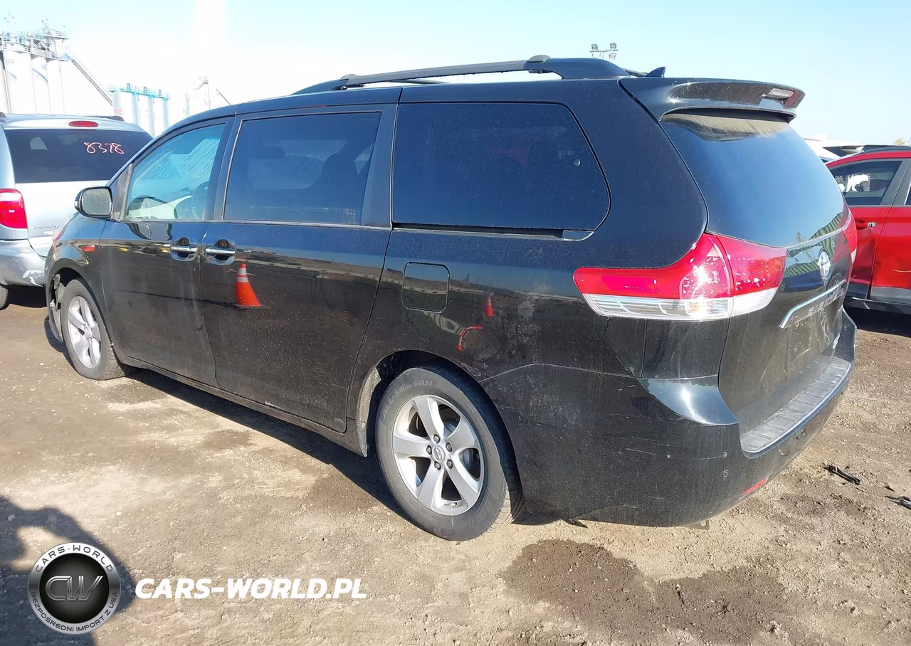 2013 Toyota Sienna Limited 7 Passenger VIN:5TDDK3DC1DS054251 - 3