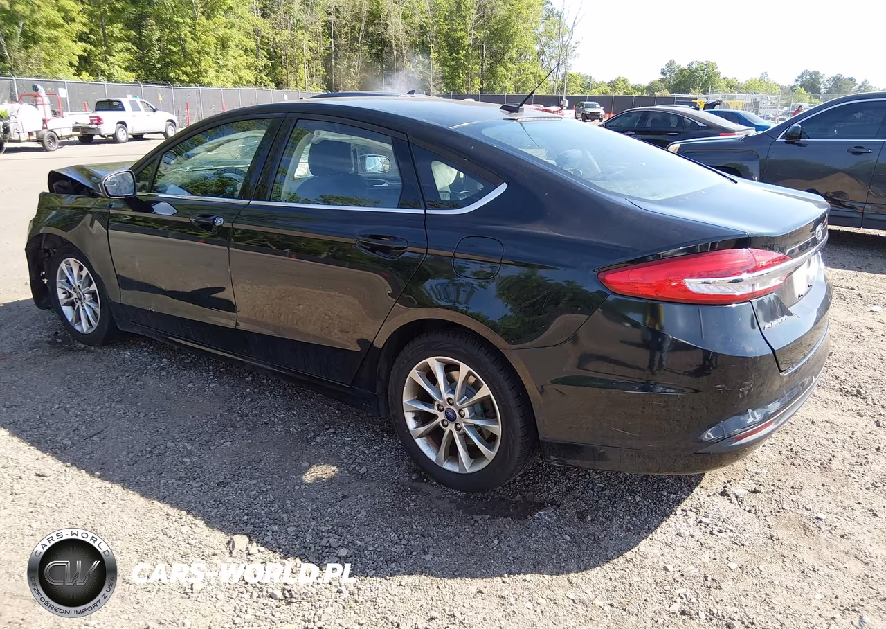 2017 Ford Fusion Se VIN:3FA6P0H71HR150420 - 3