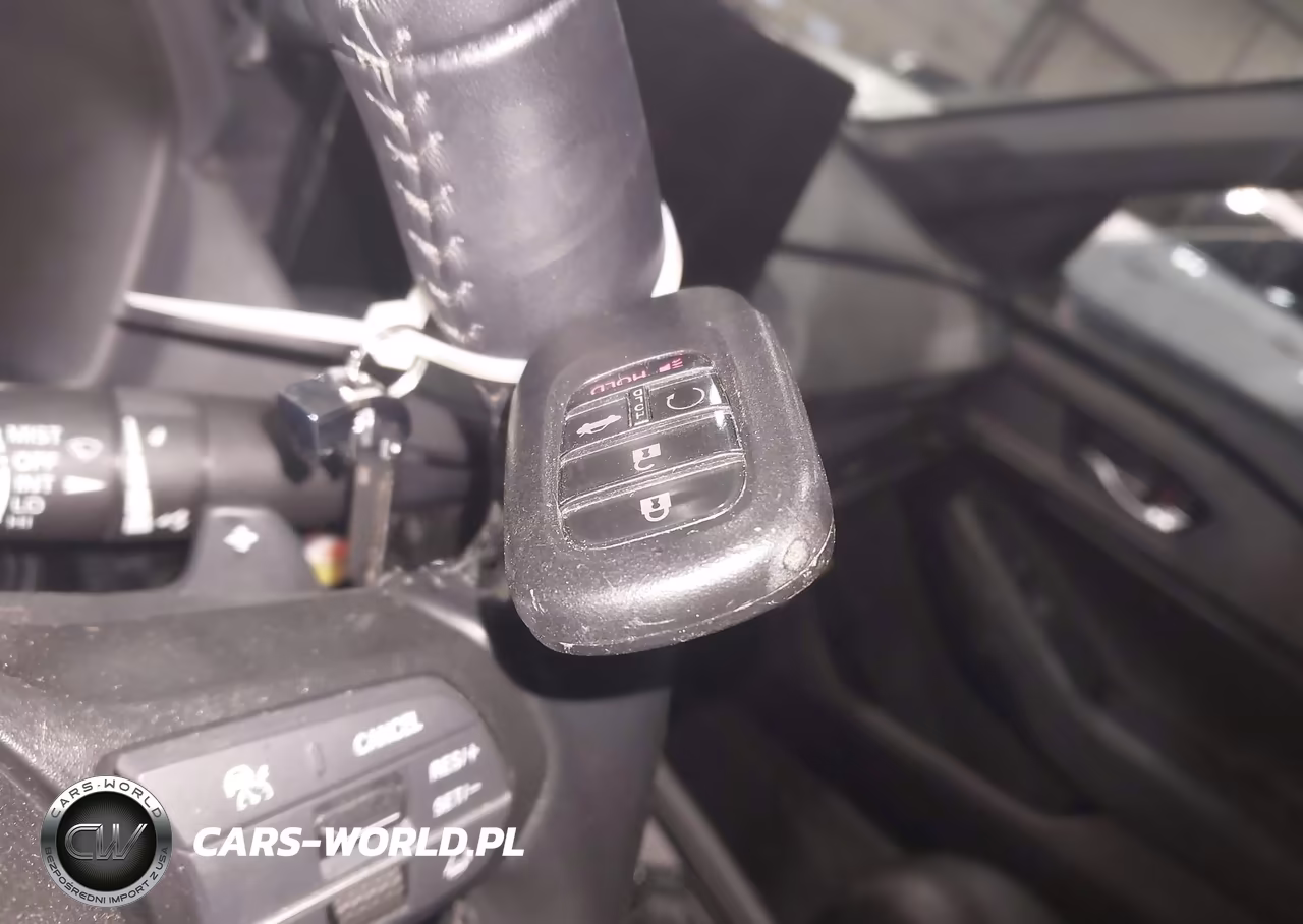 2025 Honda Accord Hybrid Sport-L VIN:1HGCY2F7XSA049761 - 18