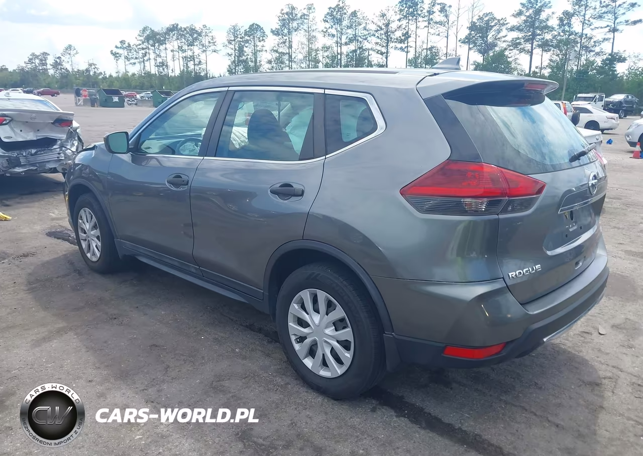 2018 Nissan Rogue S VIN:5N1AT2MV9JC771808 - 3