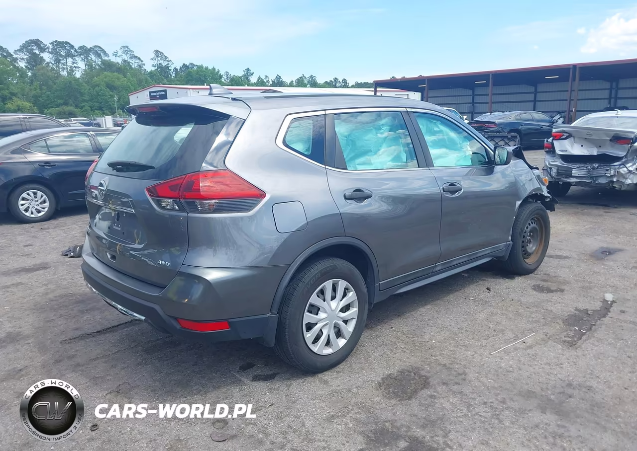 2018 Nissan Rogue S VIN:5N1AT2MV9JC771808 - 4