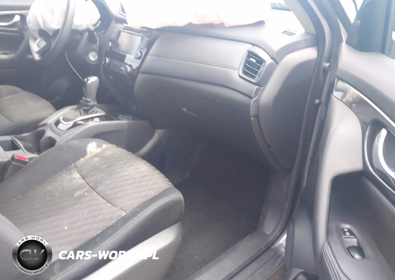 2018 Nissan Rogue S VIN:5N1AT2MV9JC771808 - 5