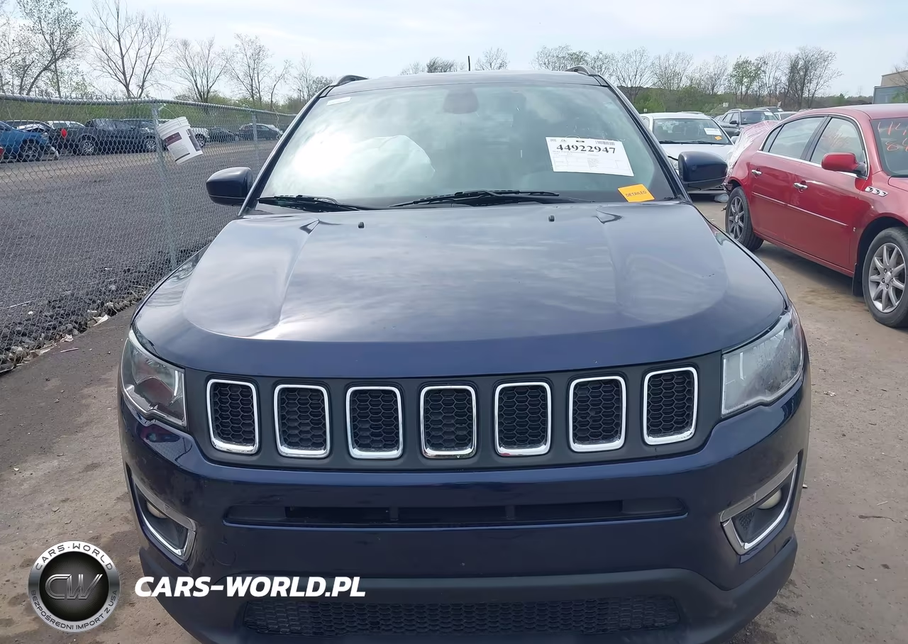 2018 Jeep Compass Latitude 4X4 VIN:3C4NJDBB7JT176587 - 12
