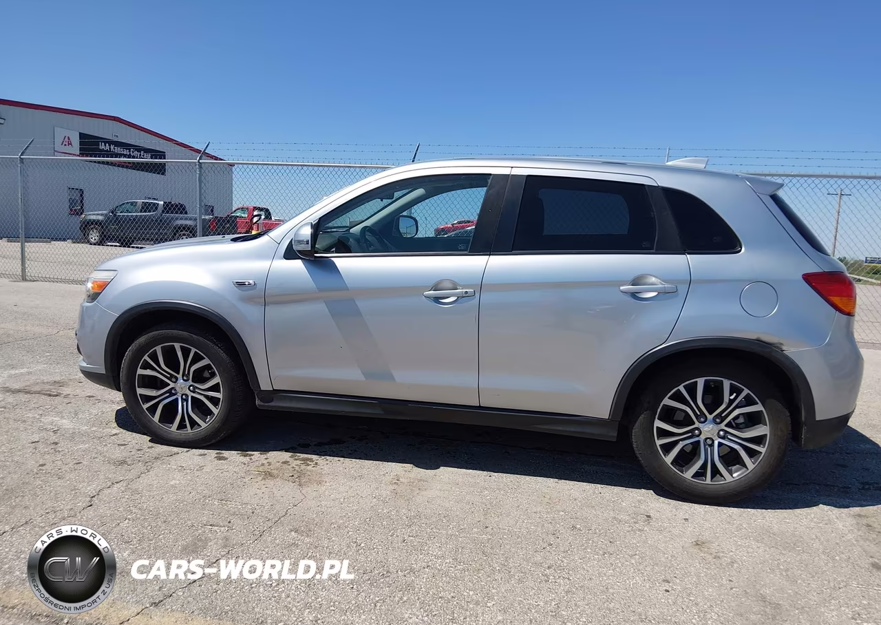 2017 Mitsubishi Outlander Sport 2.0 Le VIN:JA4AR3AU5HZ004026 - 14