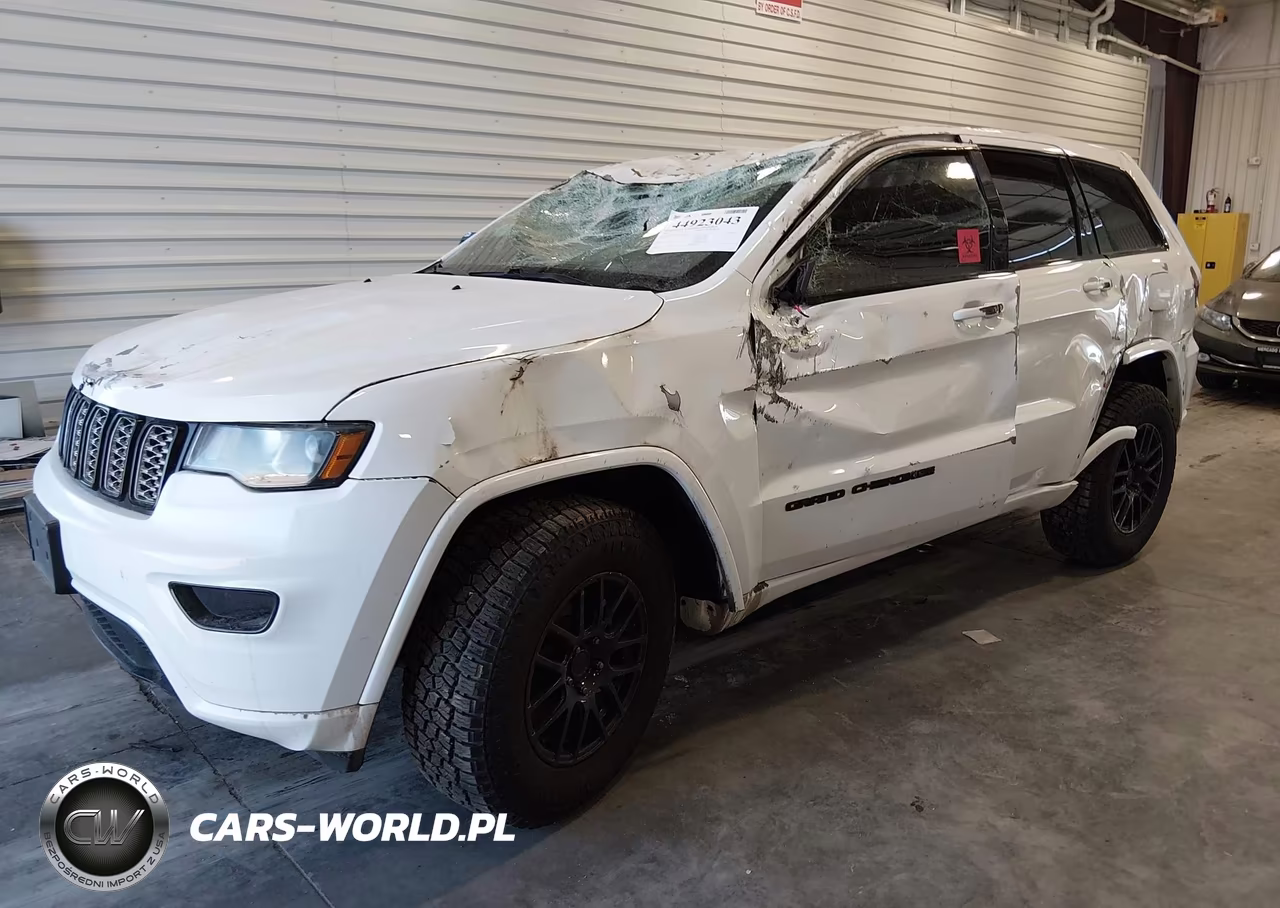 2018 Jeep Grand Cherokee Laredo VIN:1C4RJFAG8JC156791 - 2