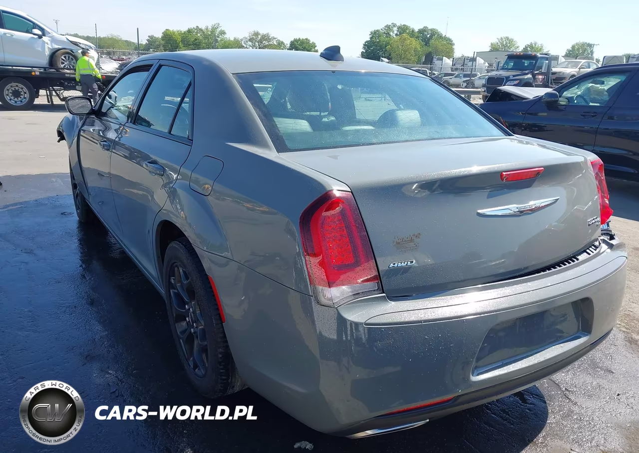 2019 Chrysler 300 300S Awd VIN:2C3CCAGG7KH689924 - 3