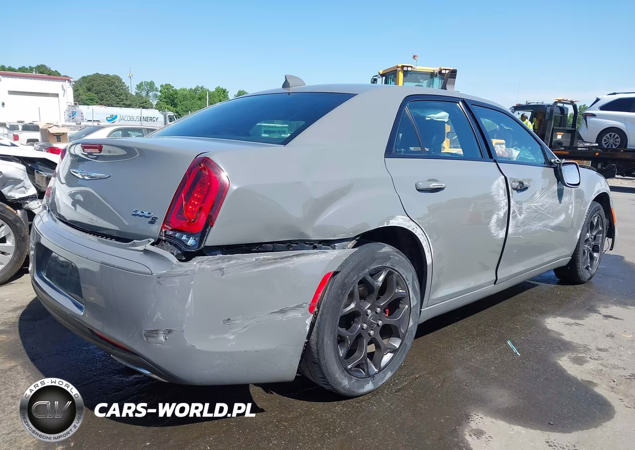 2019 Chrysler 300 300S Awd VIN:2C3CCAGG7KH689924 - 4